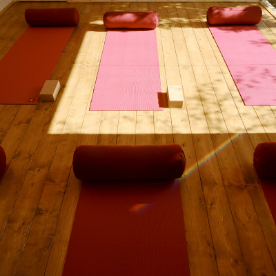 Studio Yoga 